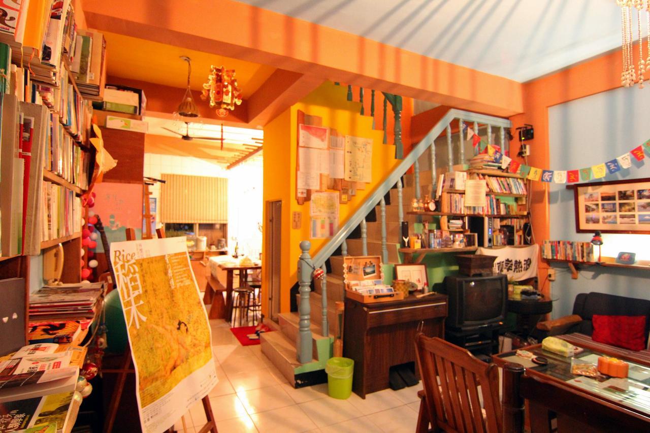 Dulan Groundnut Backpacker Hostel Donghe Esterno foto